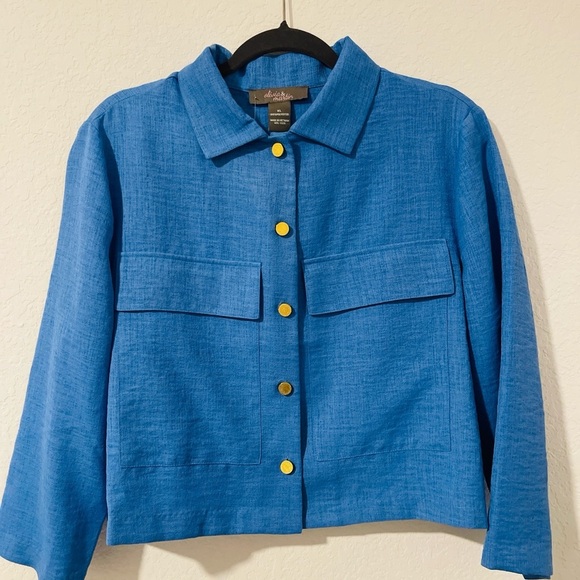 Olivia & Martin Jackets & Blazers - Blue Button-Up Cropped Women's Blazer